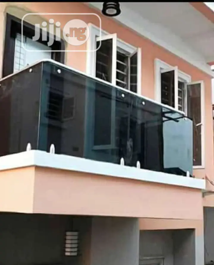 Frameless Tampered Glass Designs at Affordable Prices