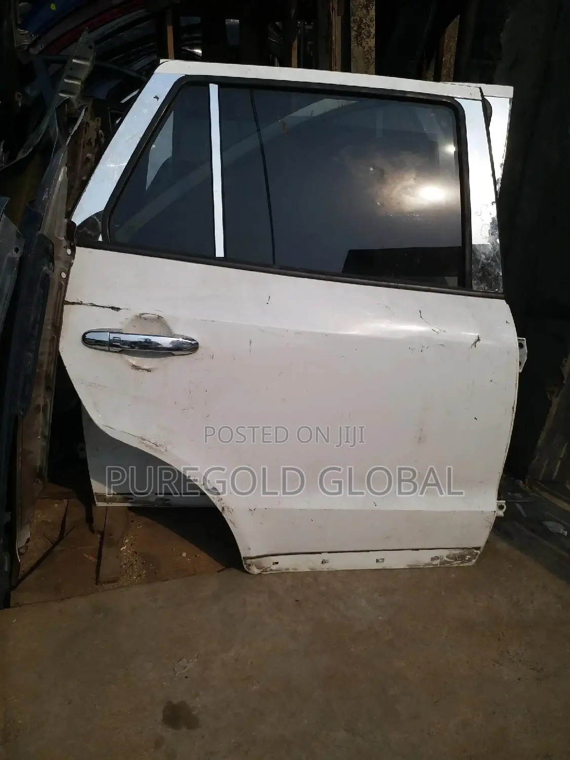 Hyundai Santafe 2006 Model Door