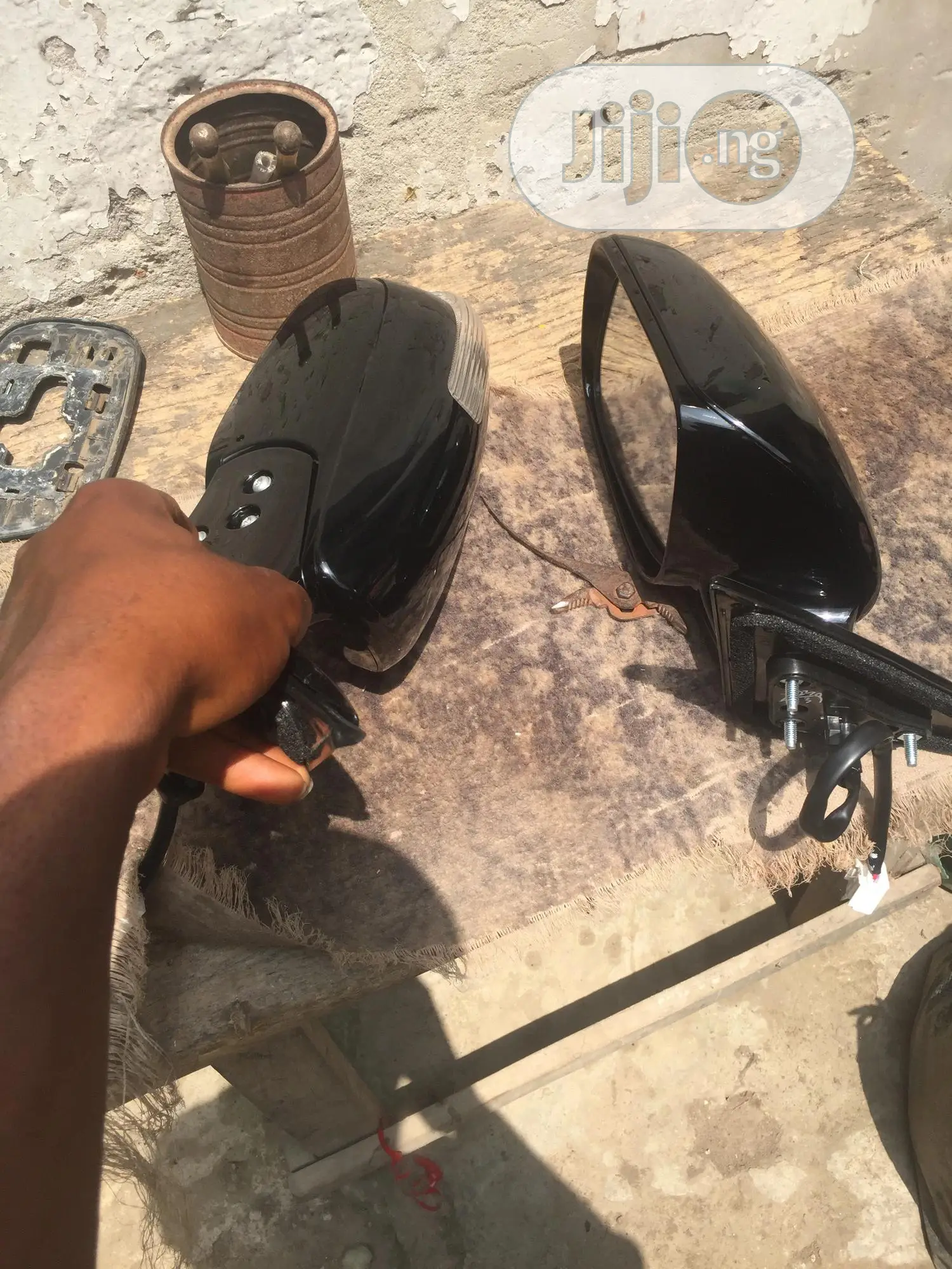 Car Side Mirror With Little