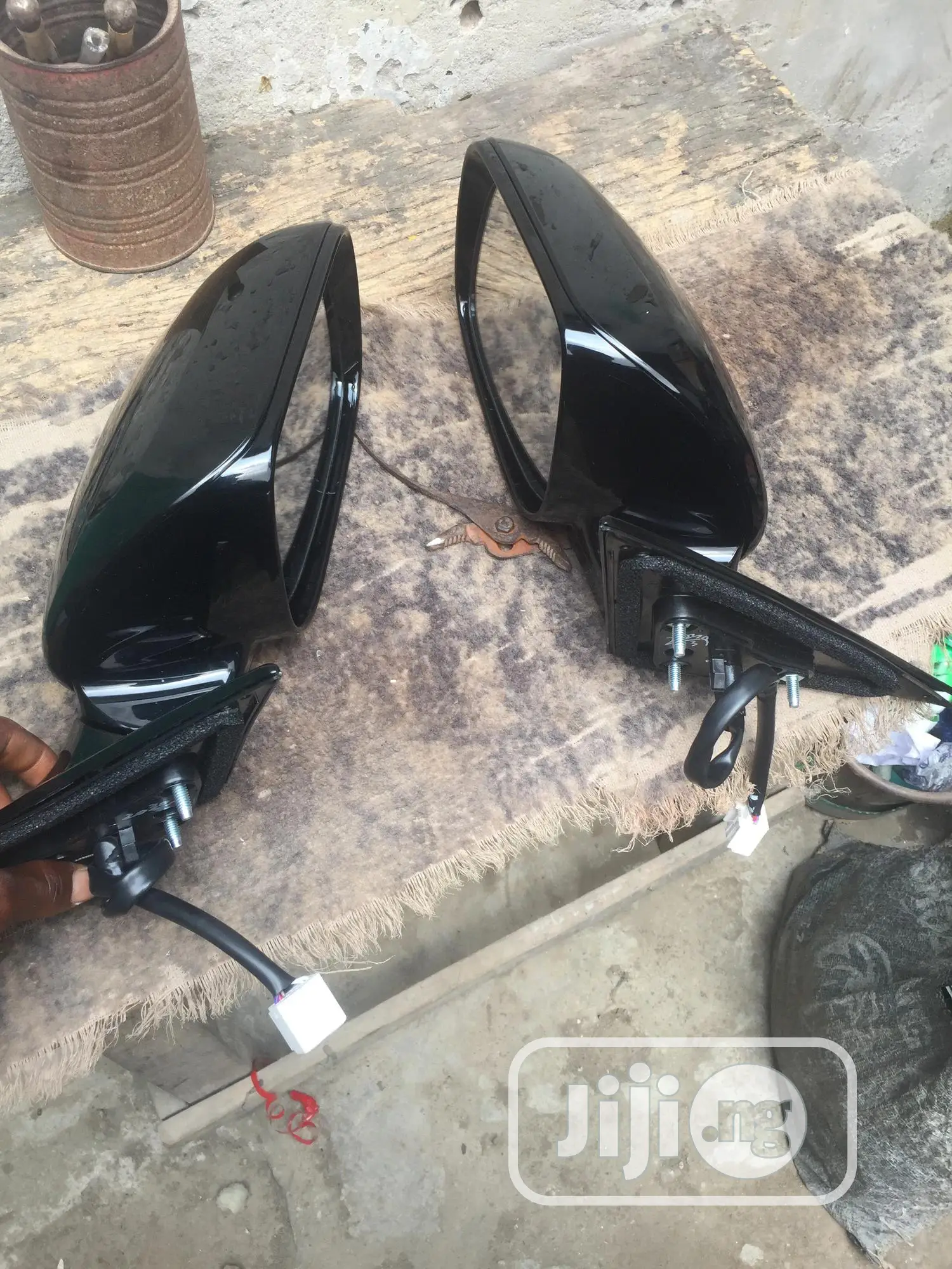 Car Side Mirror With Little