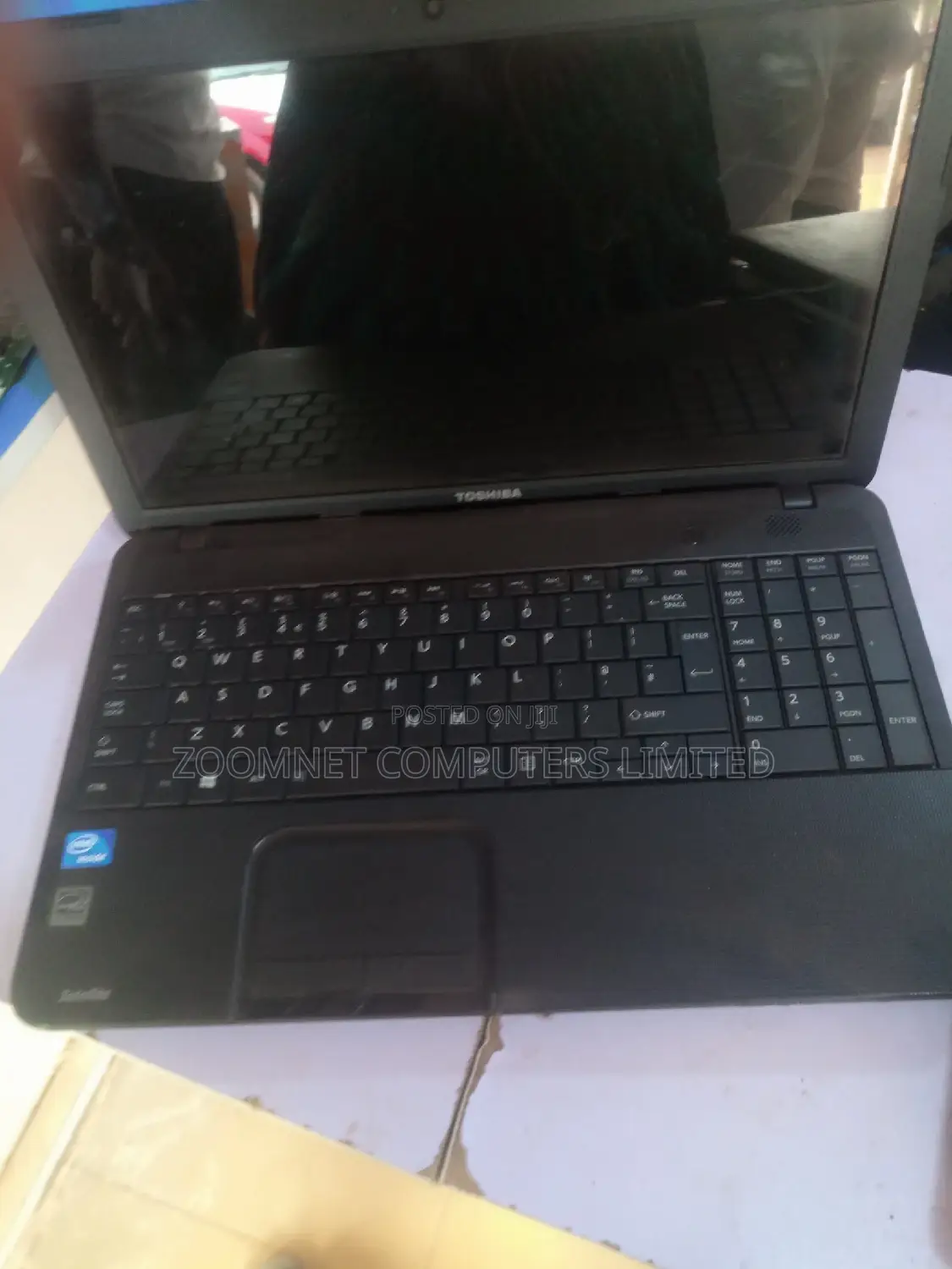 Laptop Toshiba 4GB Intel Core I3 HDD 250GB