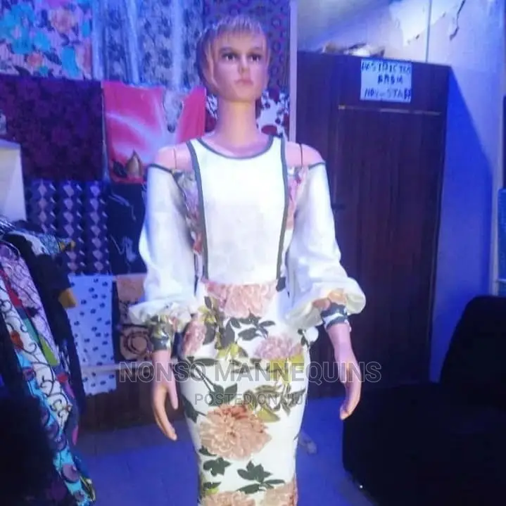 Fine Lady Plastic Female Size 10 Mannequin