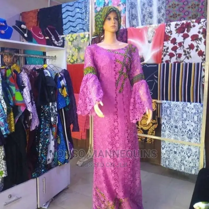 Fine Lady Plastic Female Size 10 Mannequin