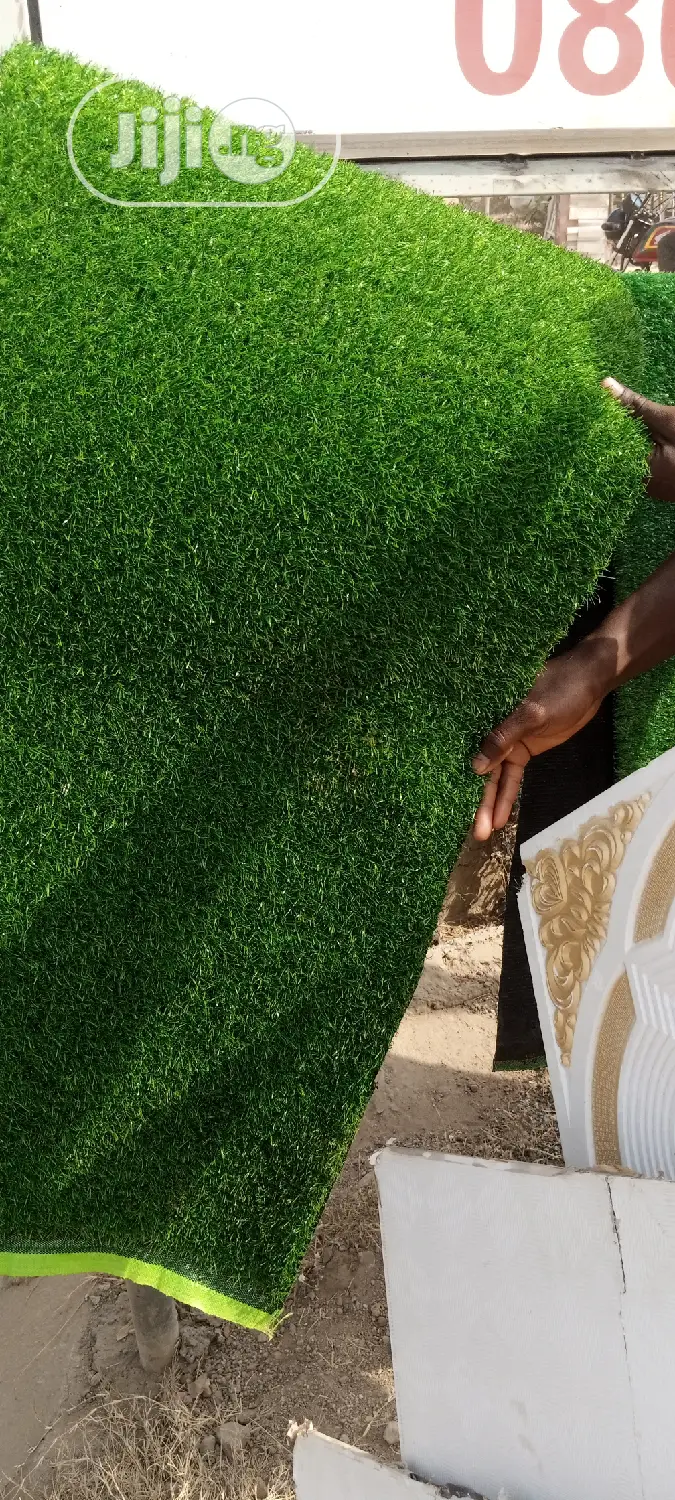 High Quality 15mm Carpet Grass