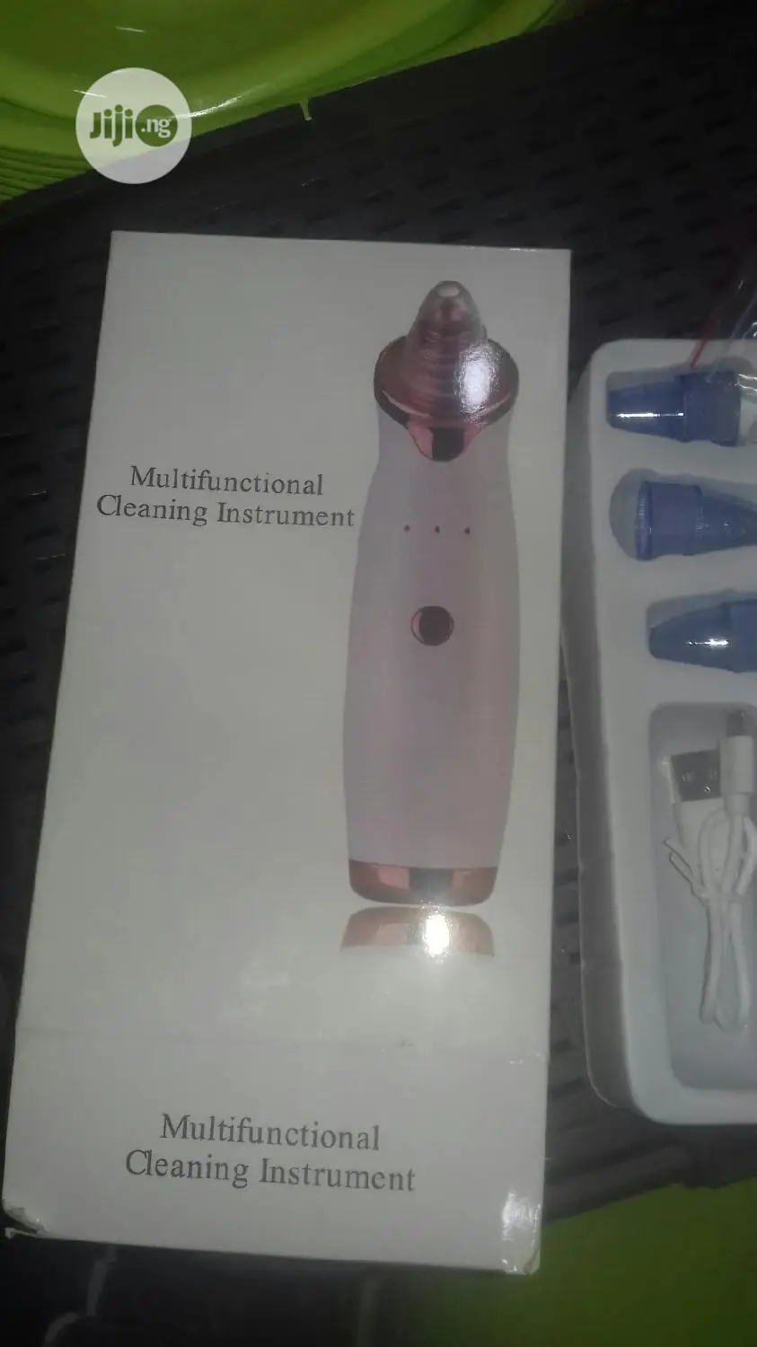 Rechargeable Pimples and Blackhead Extractor