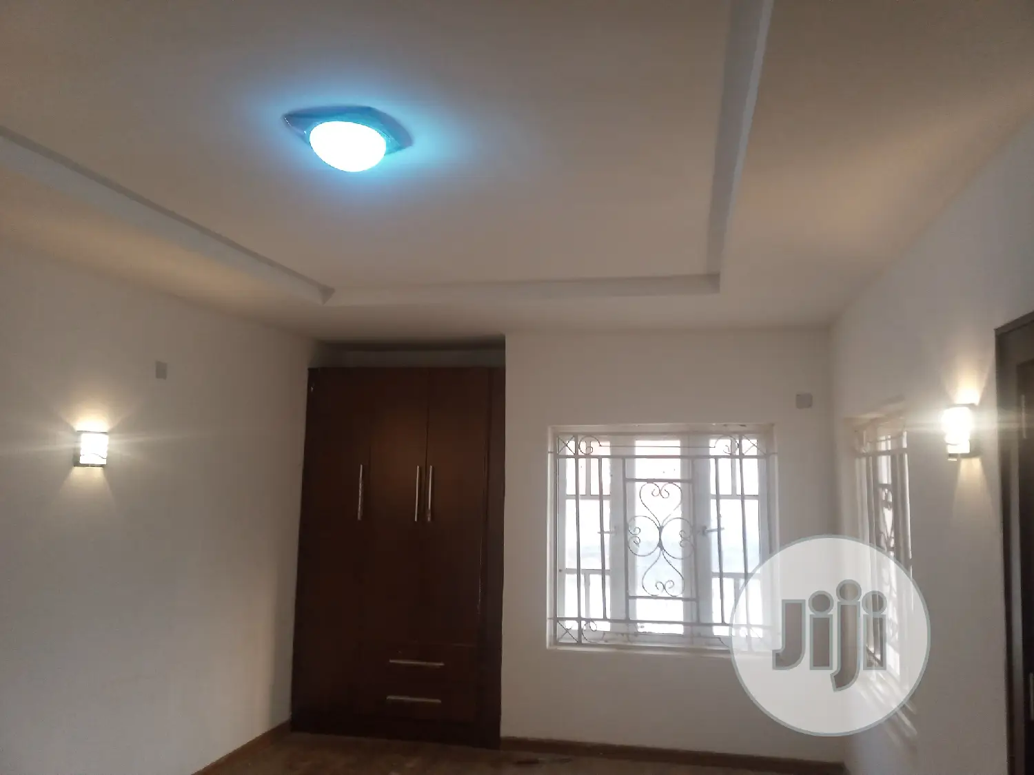 3bdrm Block of Flats in Guzape District for sale