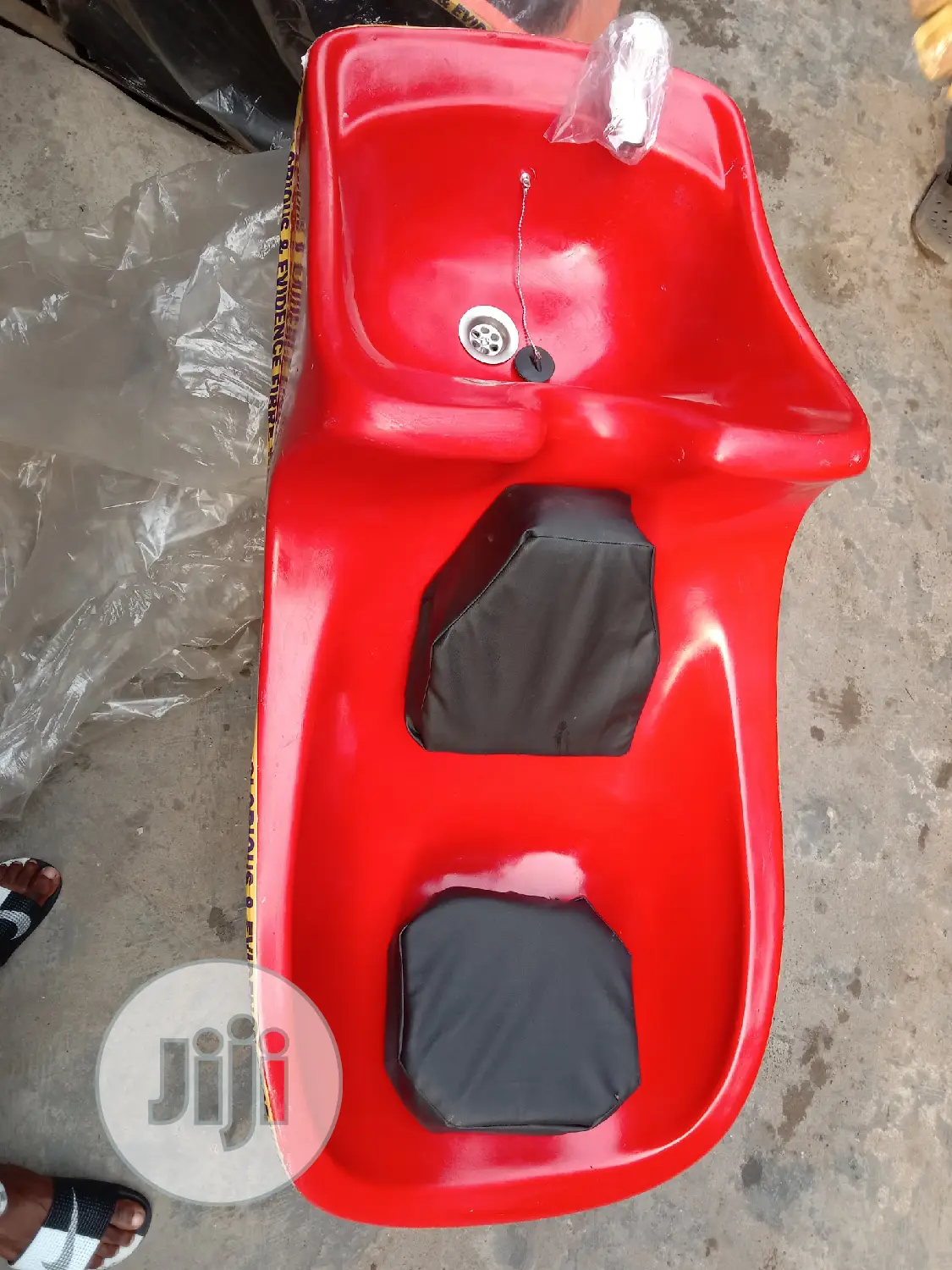 Fibre Shampoo Basin