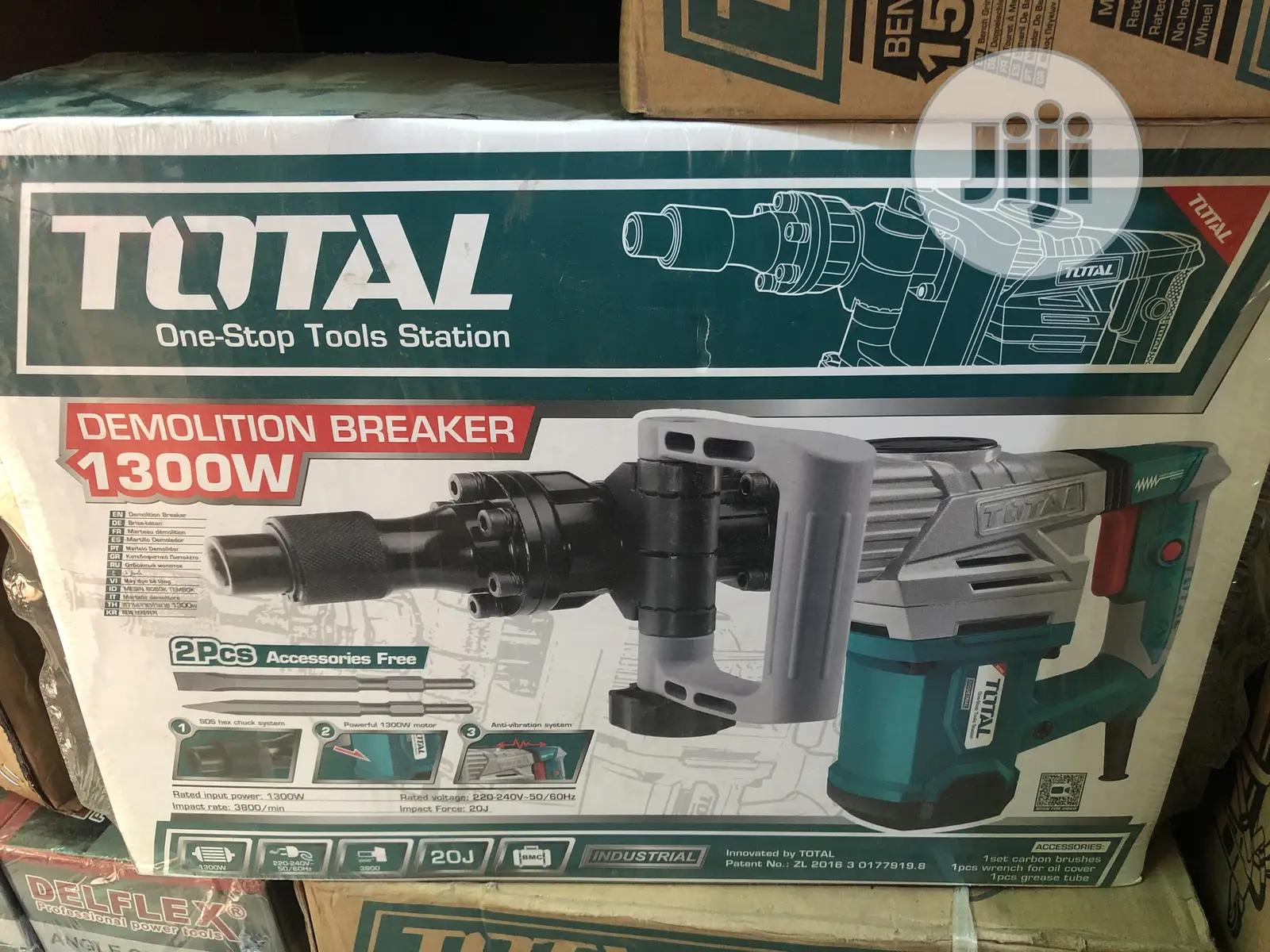 Total Demolition Breaker/Jack Hammer Machine 1300W