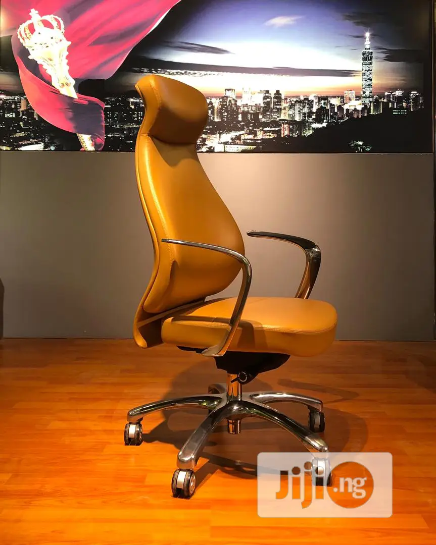Quality Executive Ergonomic Leather Office Chair.