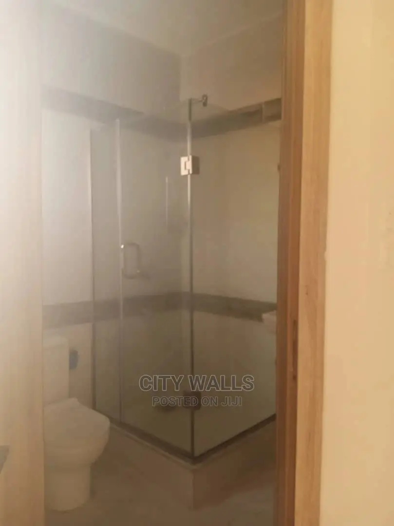4bdrm Duplex in Victoria Crest, Chevron for rent