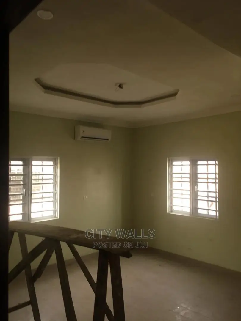 4bdrm Duplex in Paradise 3, Chevron for rent