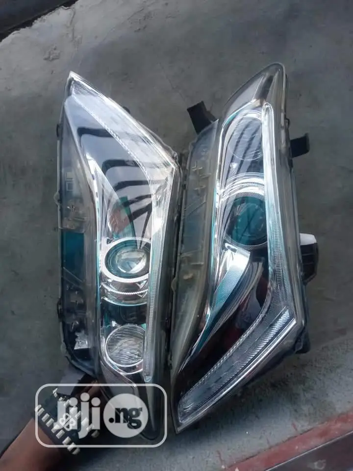LED Headlamp for Venza 2013-2016 Limited