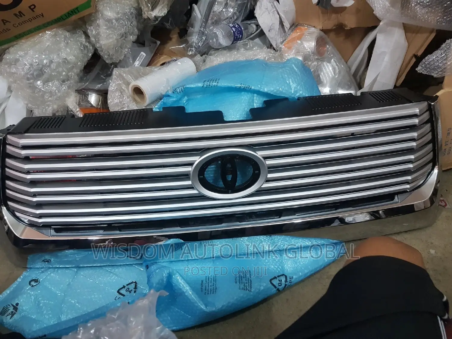 Front Grill for Toyota SEQUOIA/Tundra 2014 to 2019