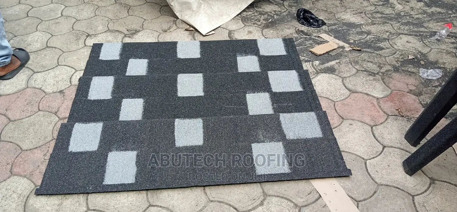Super Durable Black and White Shingles