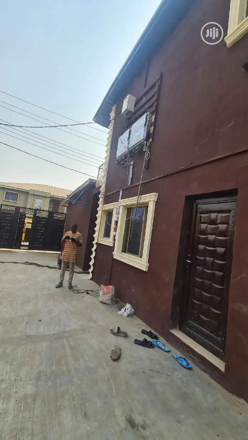 Studio Apartment in Bariga / Shomolu for rent