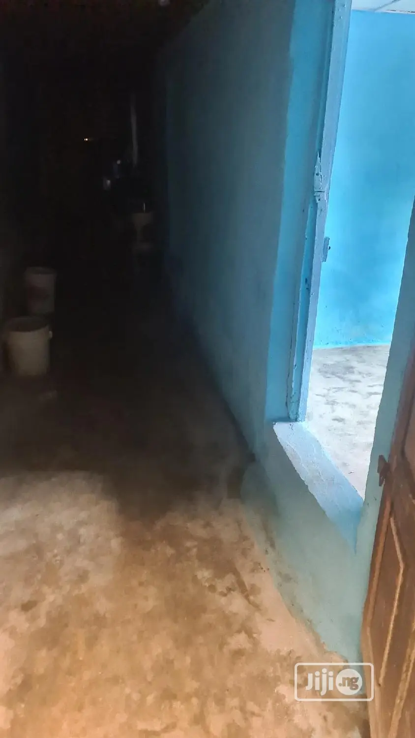 1bdrm Shared Apartment in Bariga / Shomolu for rent