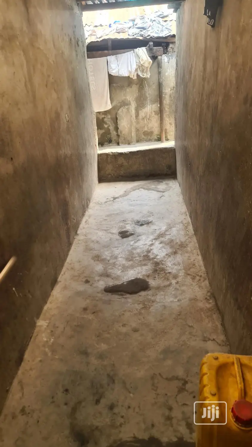 1bdrm Shared Apartment in Bariga / Shomolu for rent