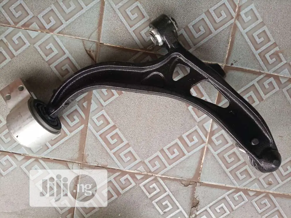 Ford Explorer 2013 Lower Arm