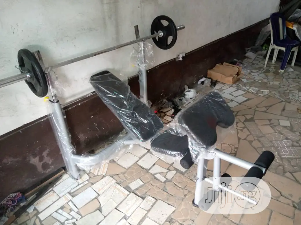 Commercial Weight Bench With 20kg Barbel Plates Rod