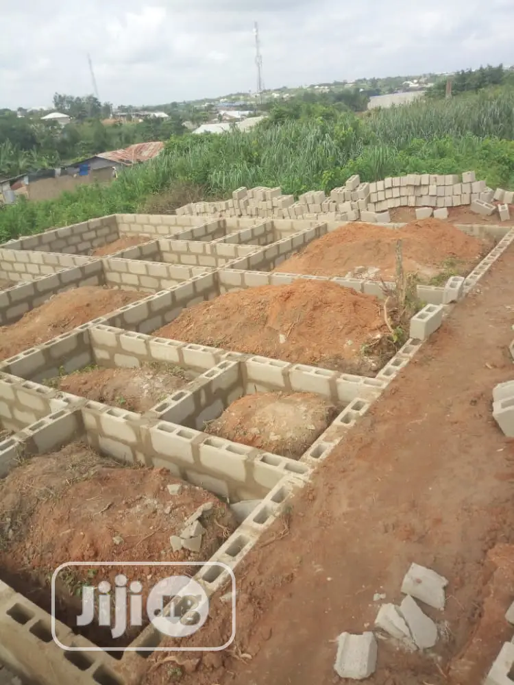 Building Contractor