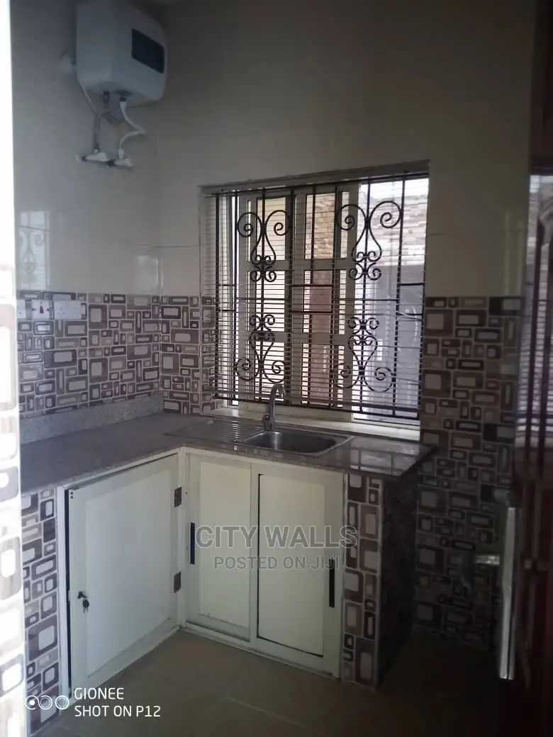 Mini Flat in Agungi for rent