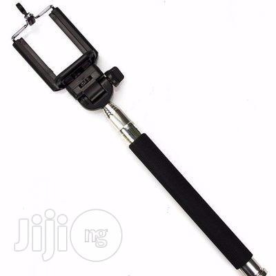 Monopod Extendable Wired Selfie Stick Black