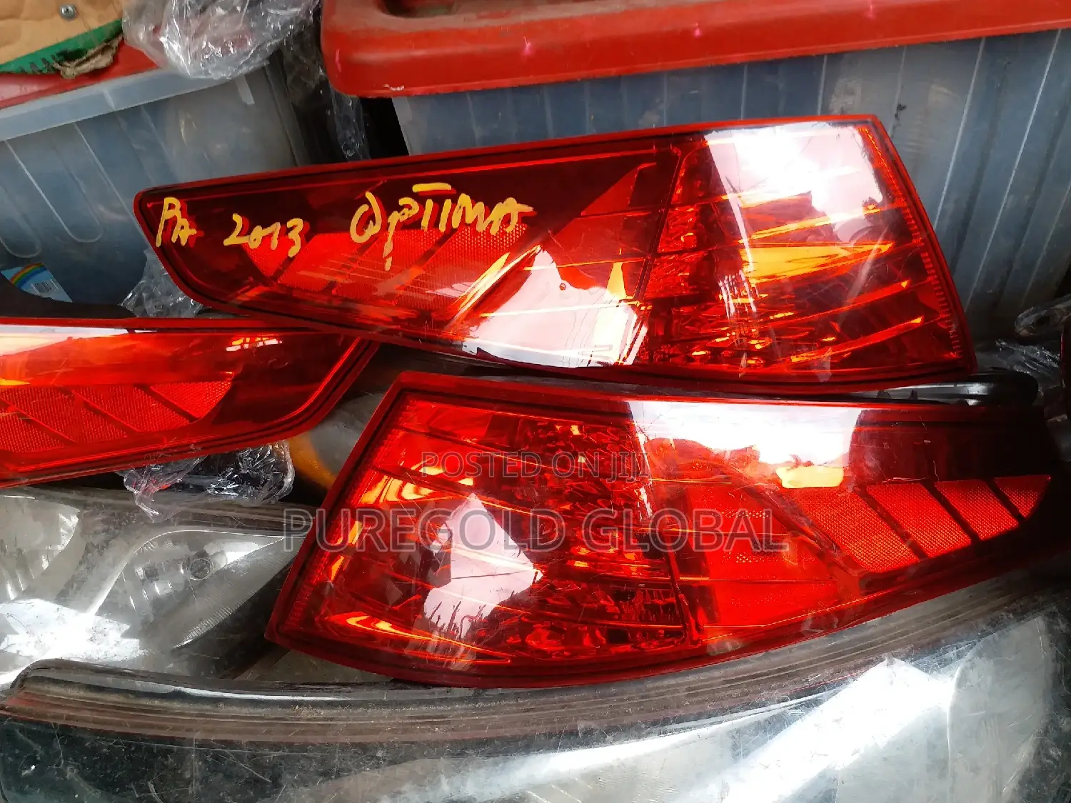 Set of Rear Light for Optima '12 America.
