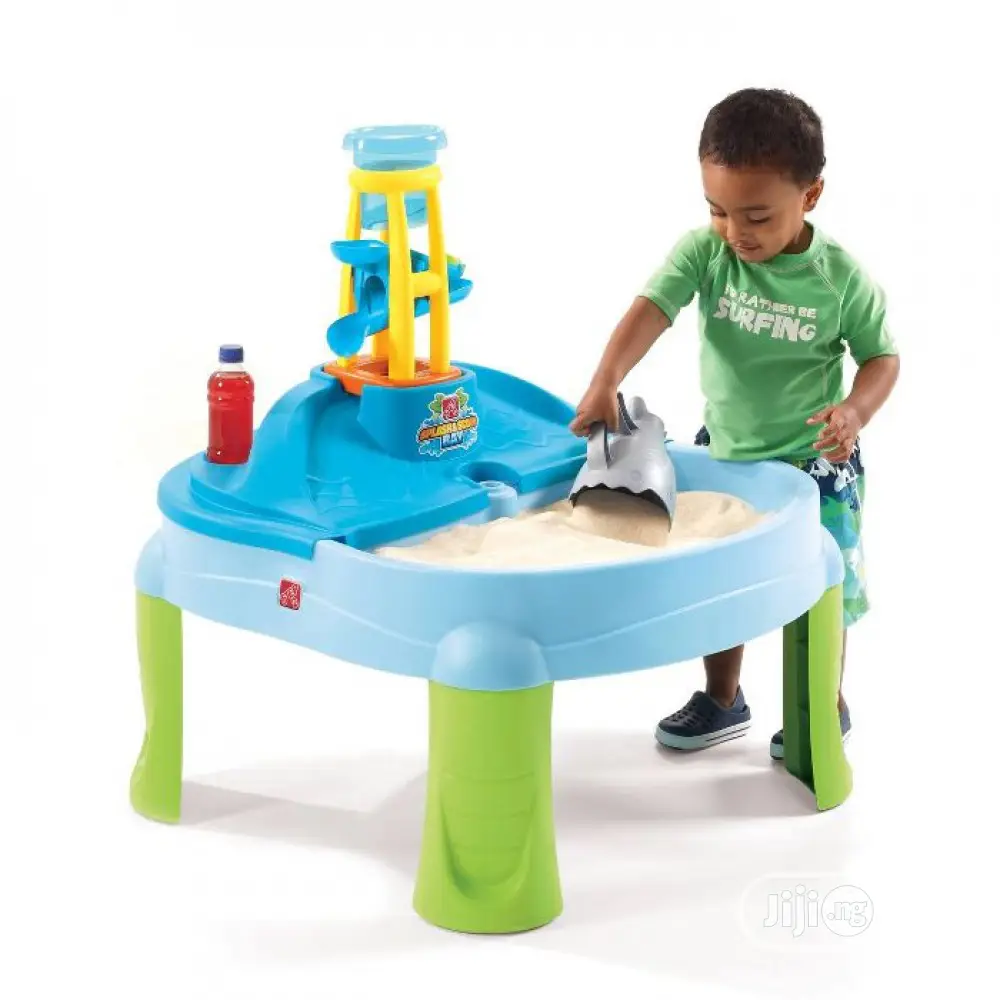 Step2-Splash-And-Scoop-Bay-Sand-And-Water-Table