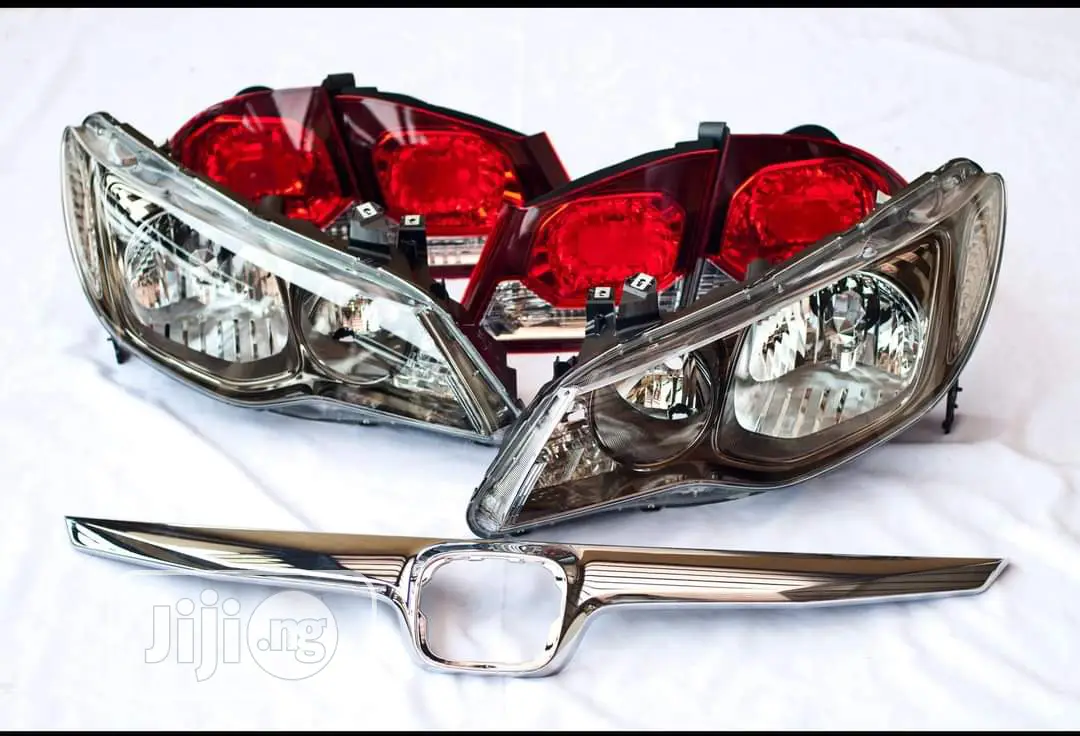Headlights 2006 -2011 Model Honda Civic (European Spec)