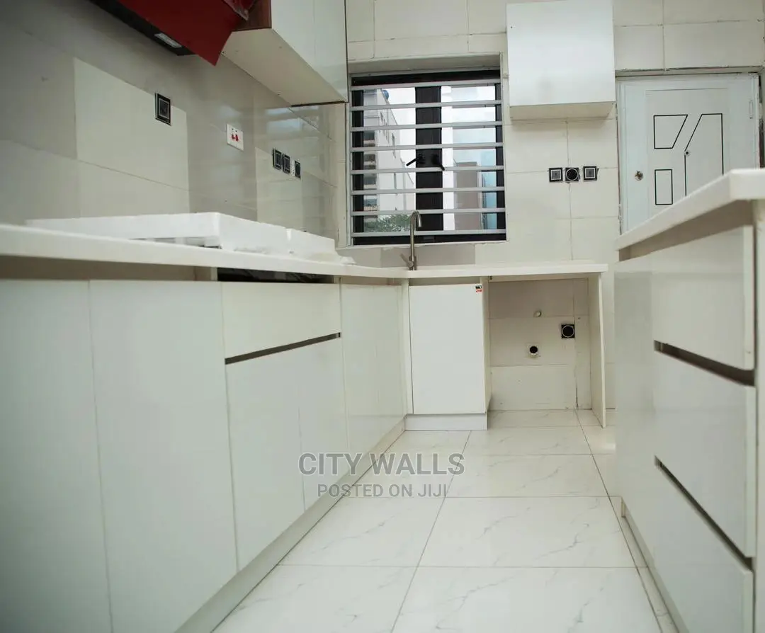4bdrm Townhouse / Terrace in Spring Garden, Chevron for rent