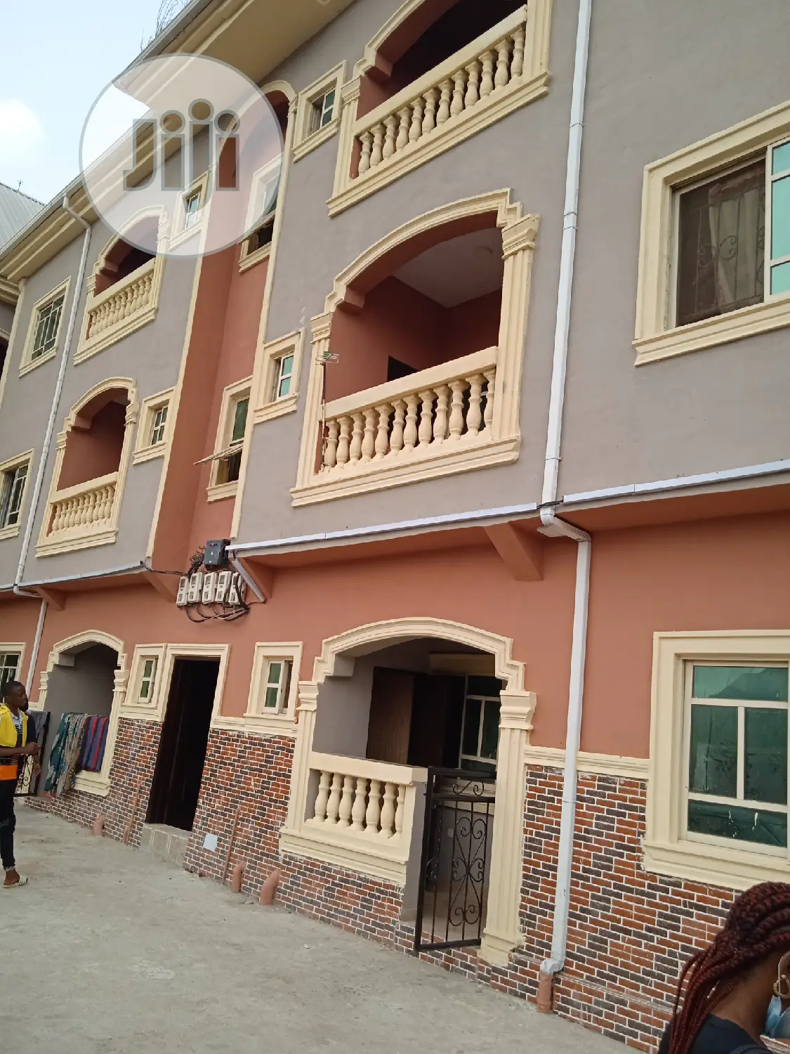Furnished 2bdrm Apartment in Petermemese Estate, Satellite Town