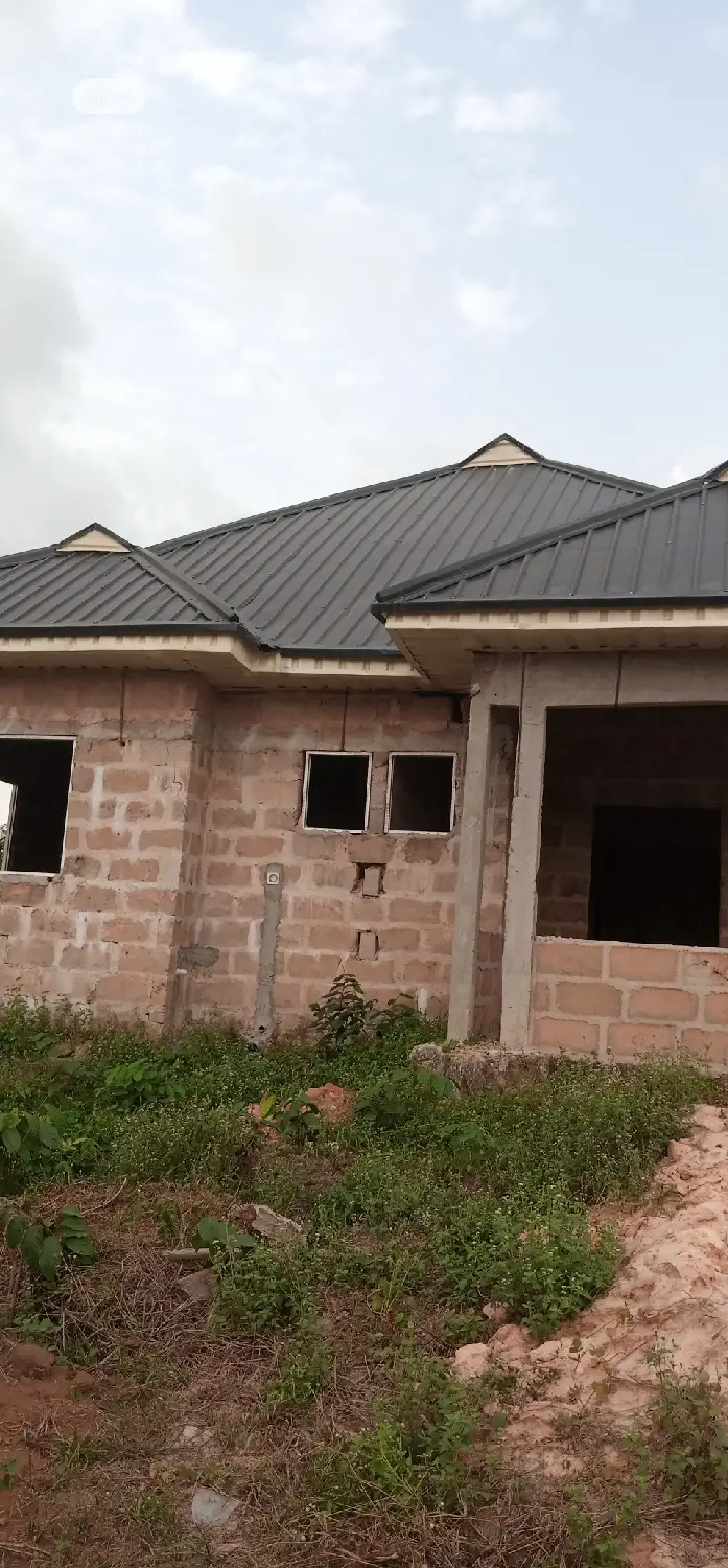Sales and Supplier of Roofing Wood.