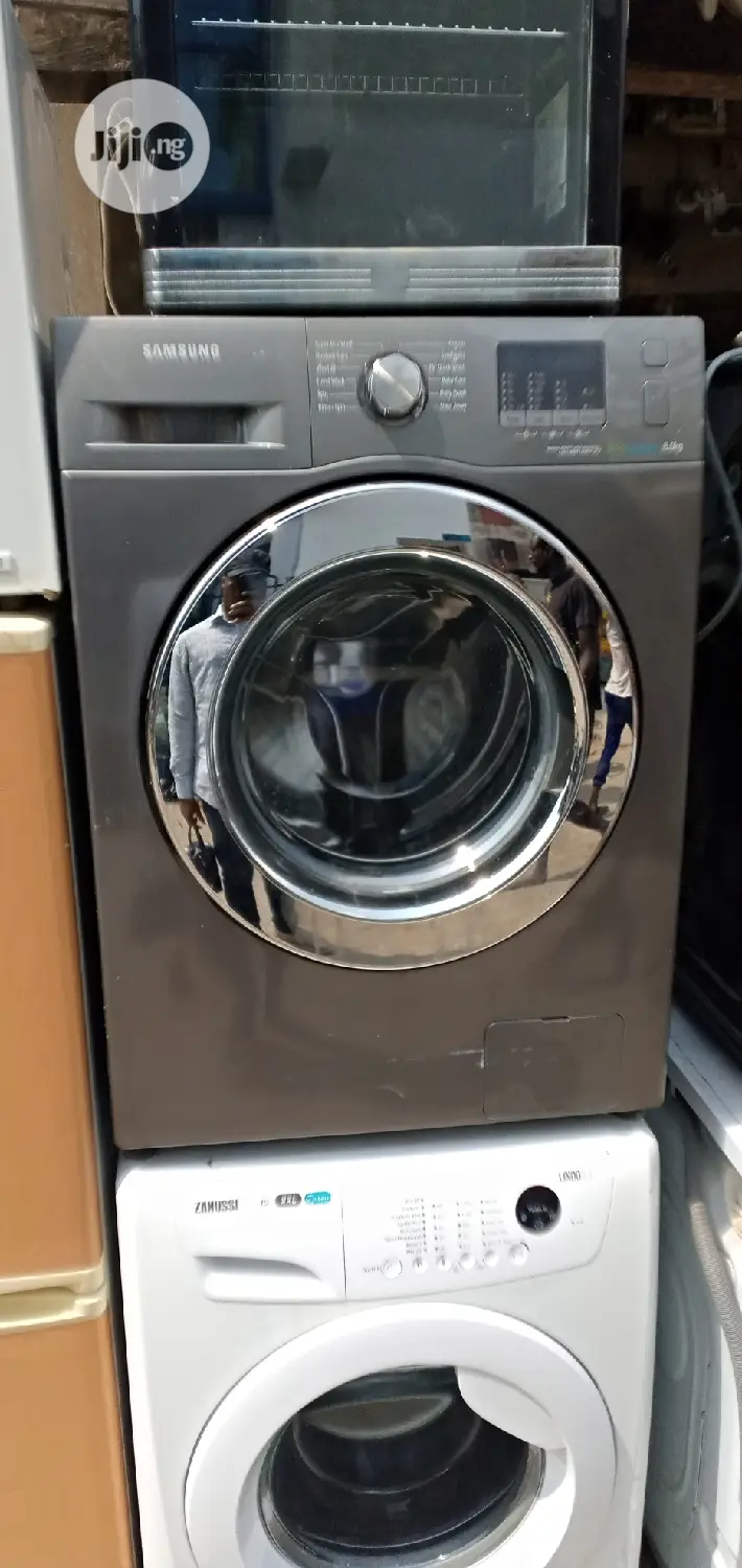 Samsung 8kg Wash and Spin Washing Machine for Sale.