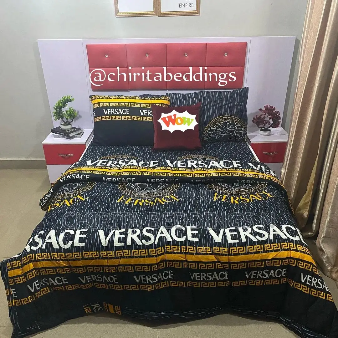 Beautiful Bedsheets,2 Pillowcases and Duvet (4by6)