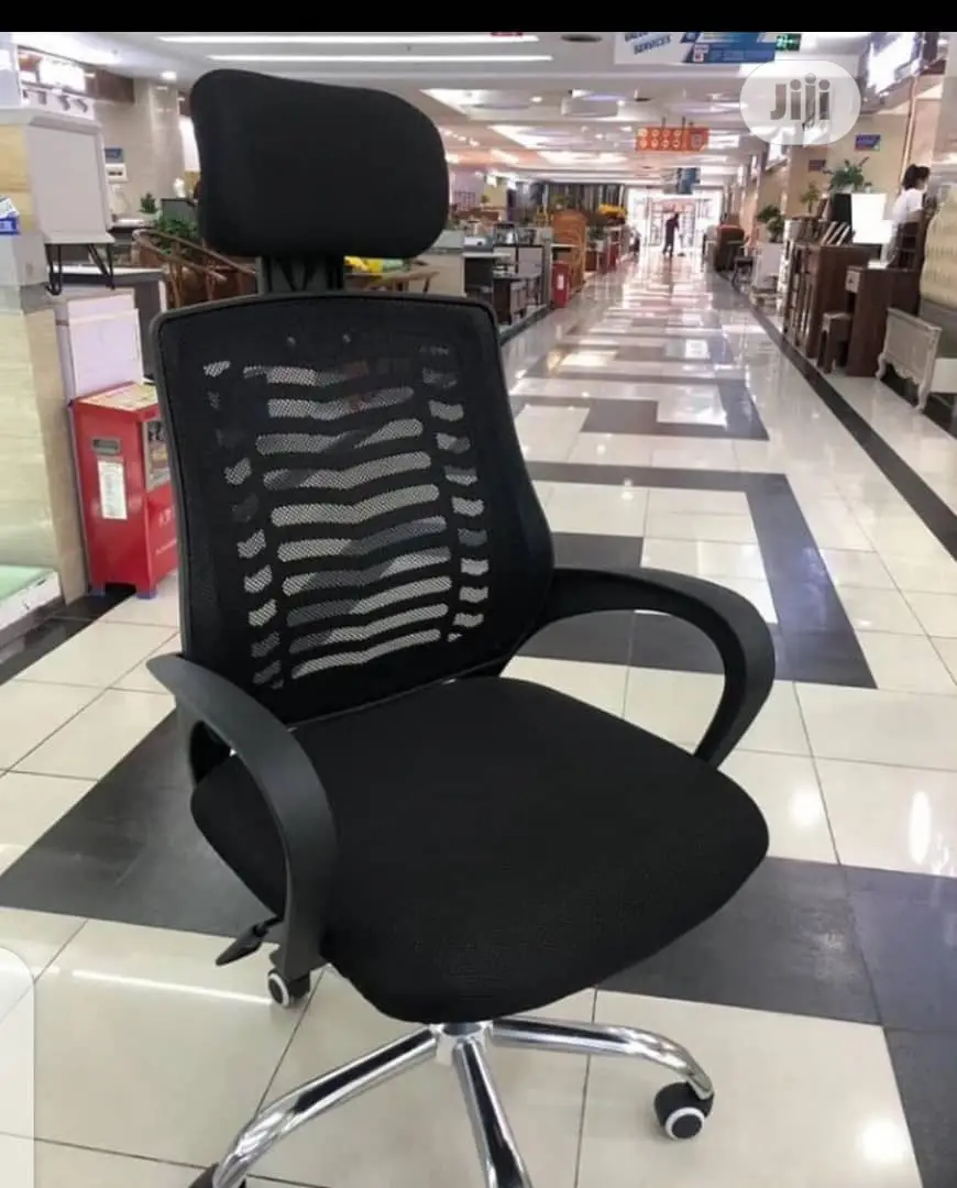 Office Fabric Swivel Chair With Headrest