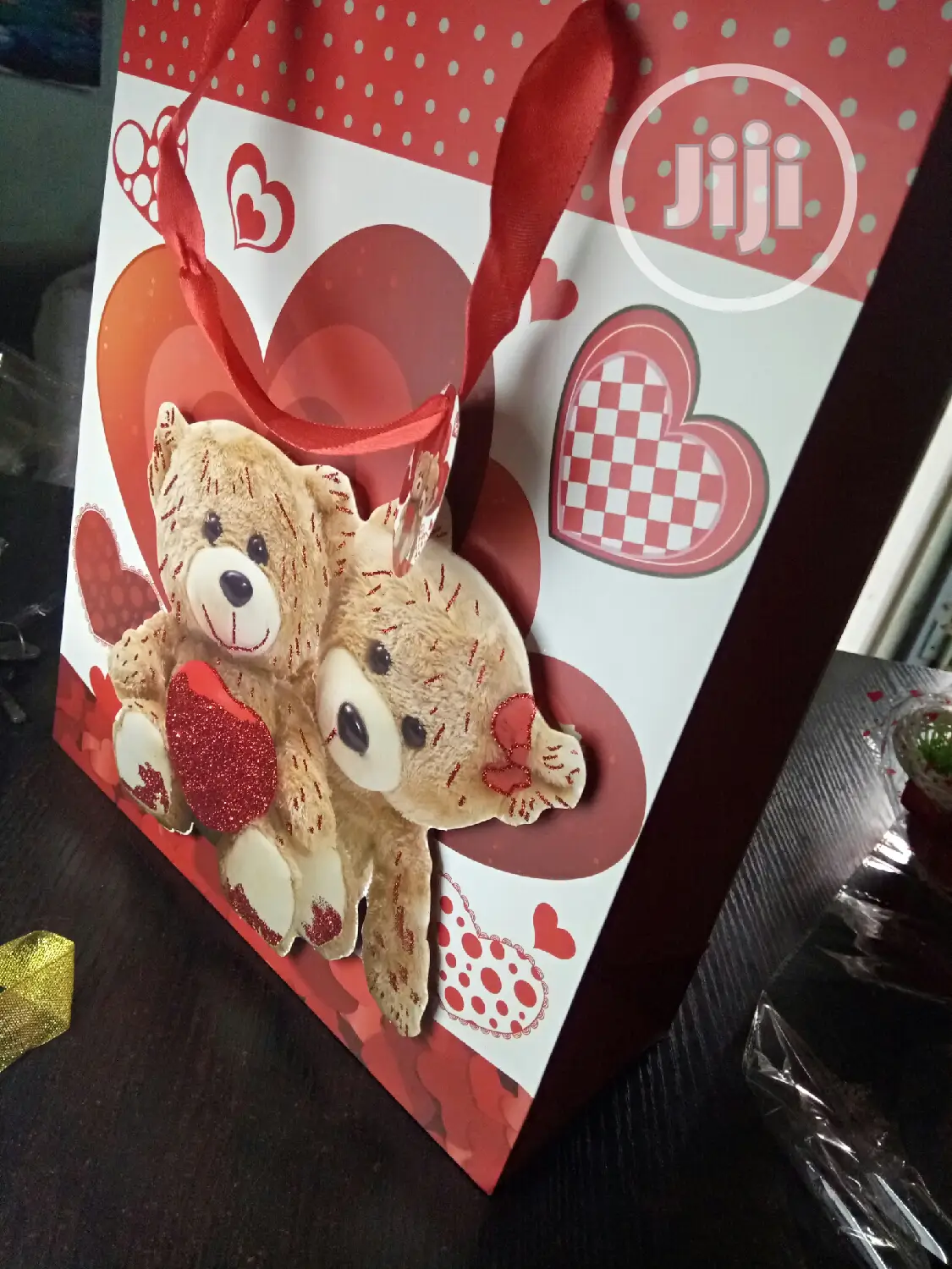 Lovers Package 05 (Rose Flower, Little Basket, Snack, Bag)
