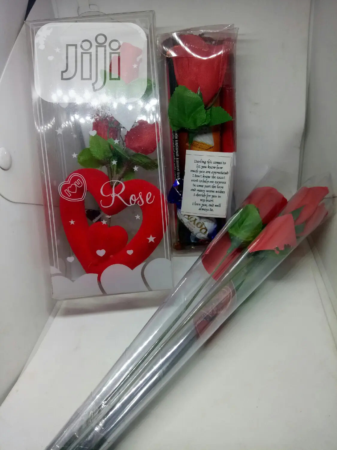Lovers Package 07 (Rose Flowers, Snack and Bag)