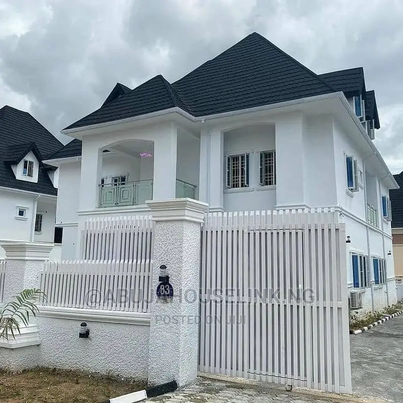 Furnished 6bdrm Duplex in Gwarinpa for sale