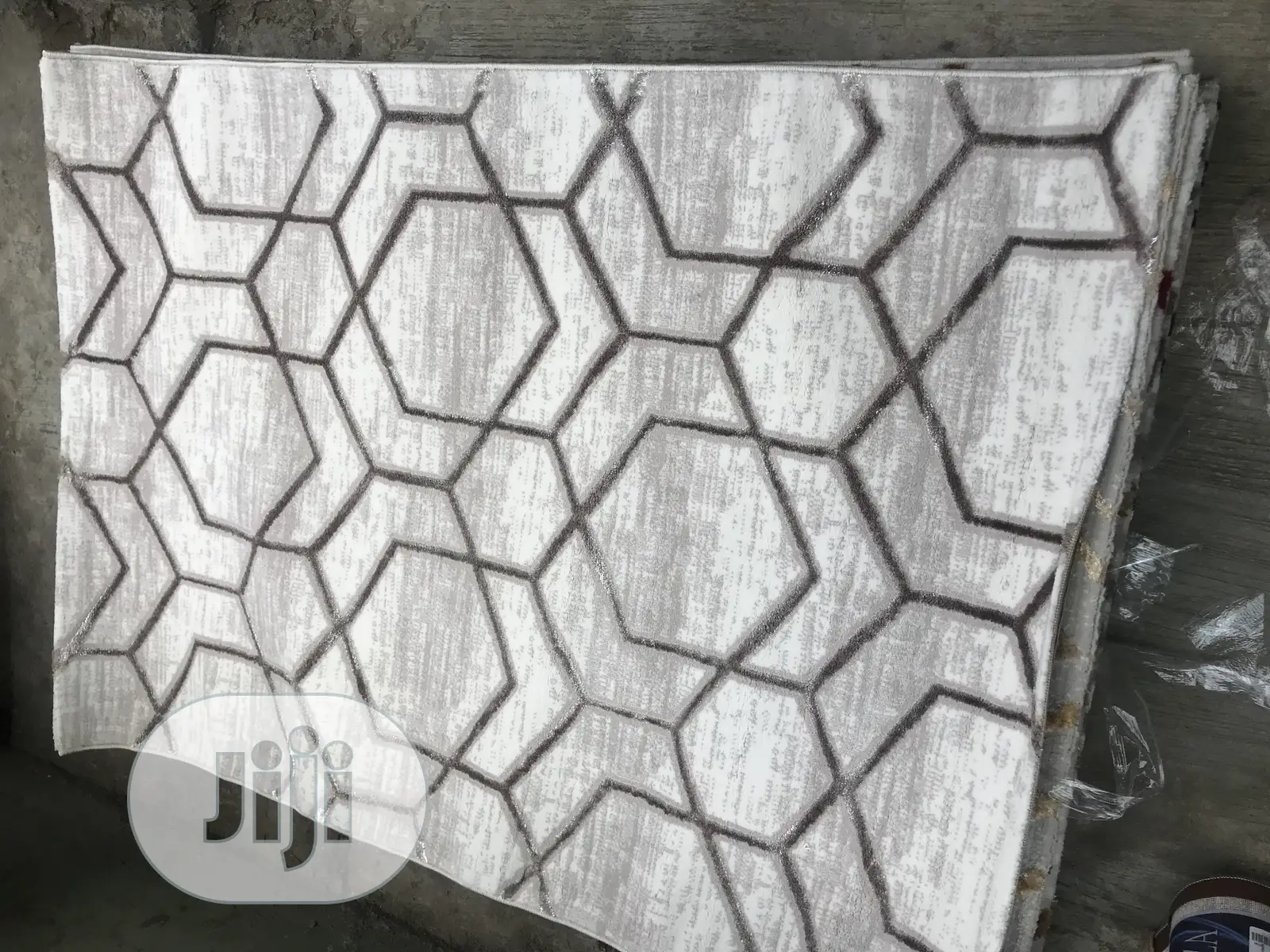 Redefine Ur Sitting Room With Our Quality Center Rugs