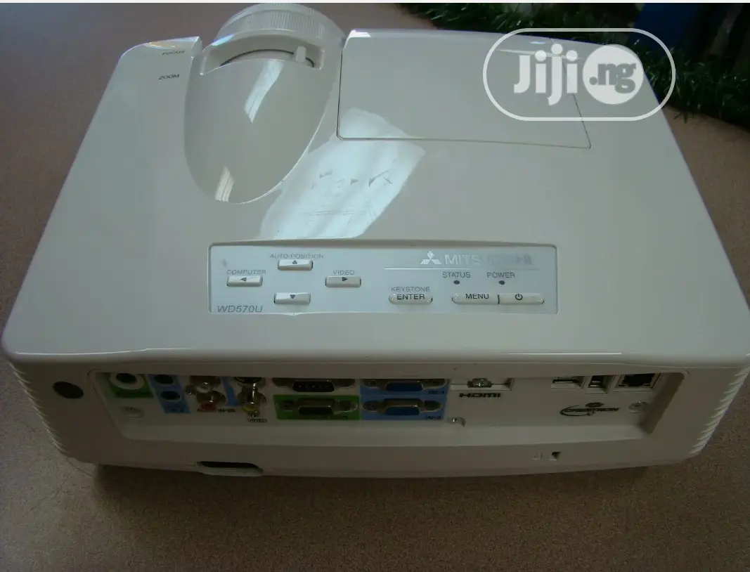 Sales Of Projector Ikeja Lagos