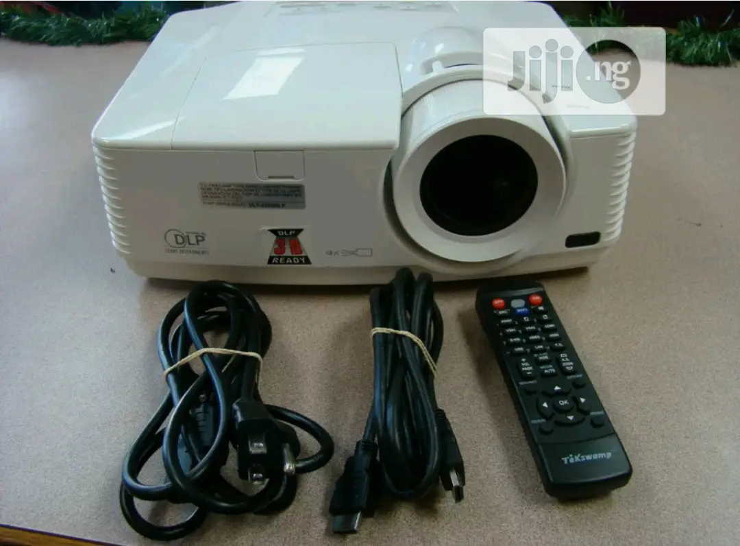 Sales Of Projector Ikeja Lagos