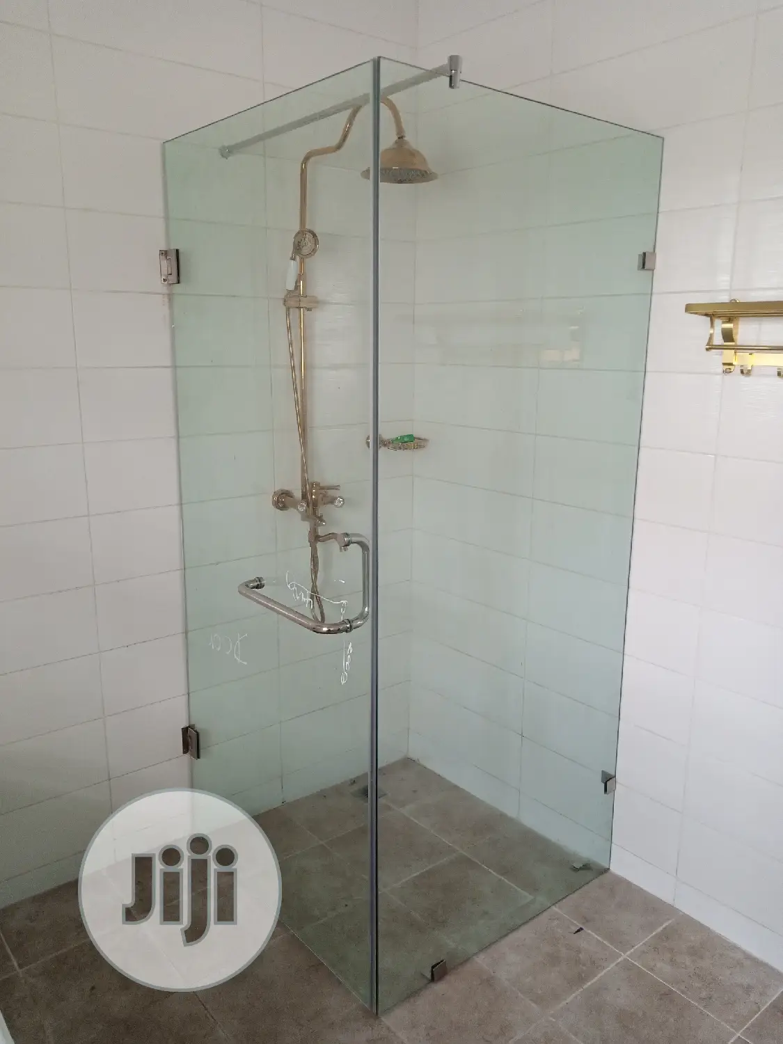 Frameless Shower Cubicle