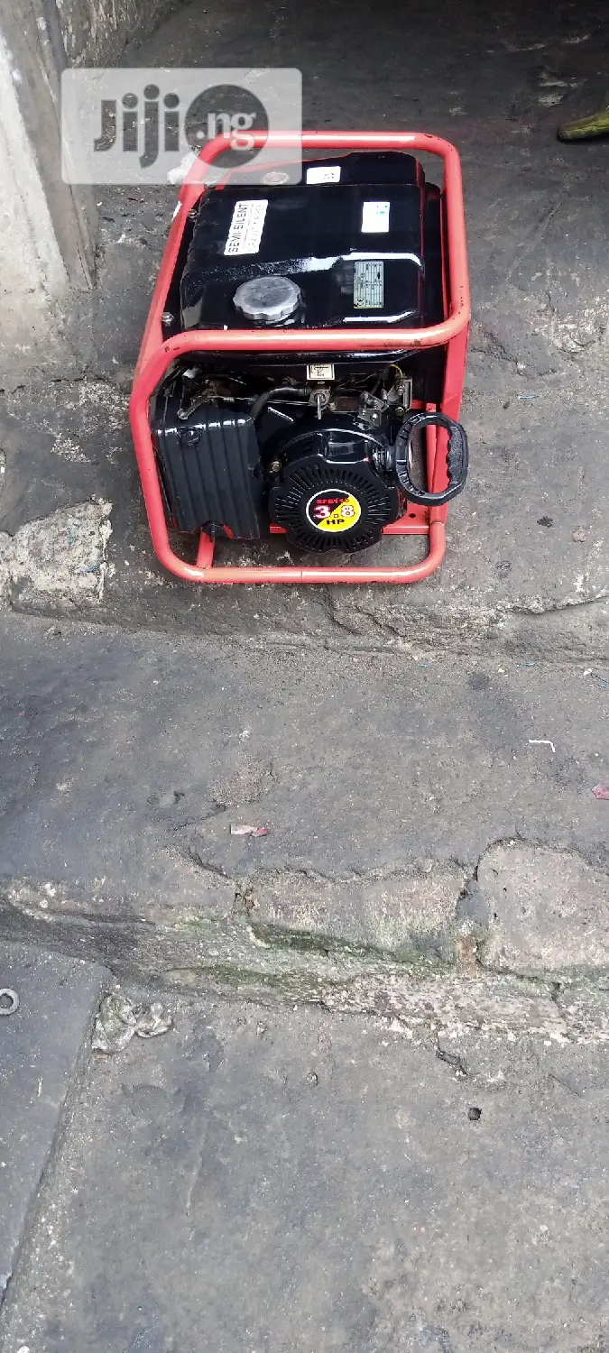 3 Months Old 1.8KVA SENWEI ECO1990S Medium, Copper Generator