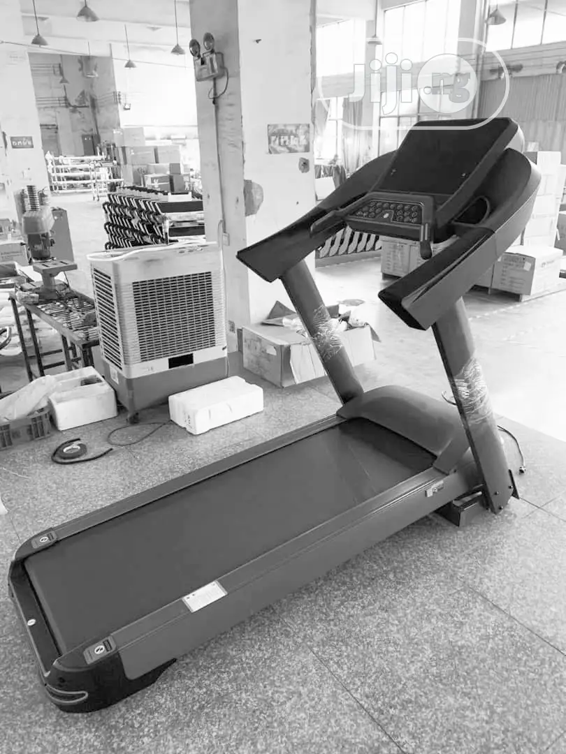 New Arrival Imported 3.5hp Treadmill 160kg User Weight