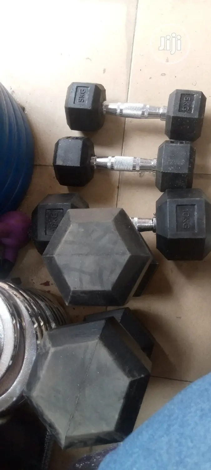 Best Quality Fitness Hexagon Dumbbell at 3500kg Per 1 Kg