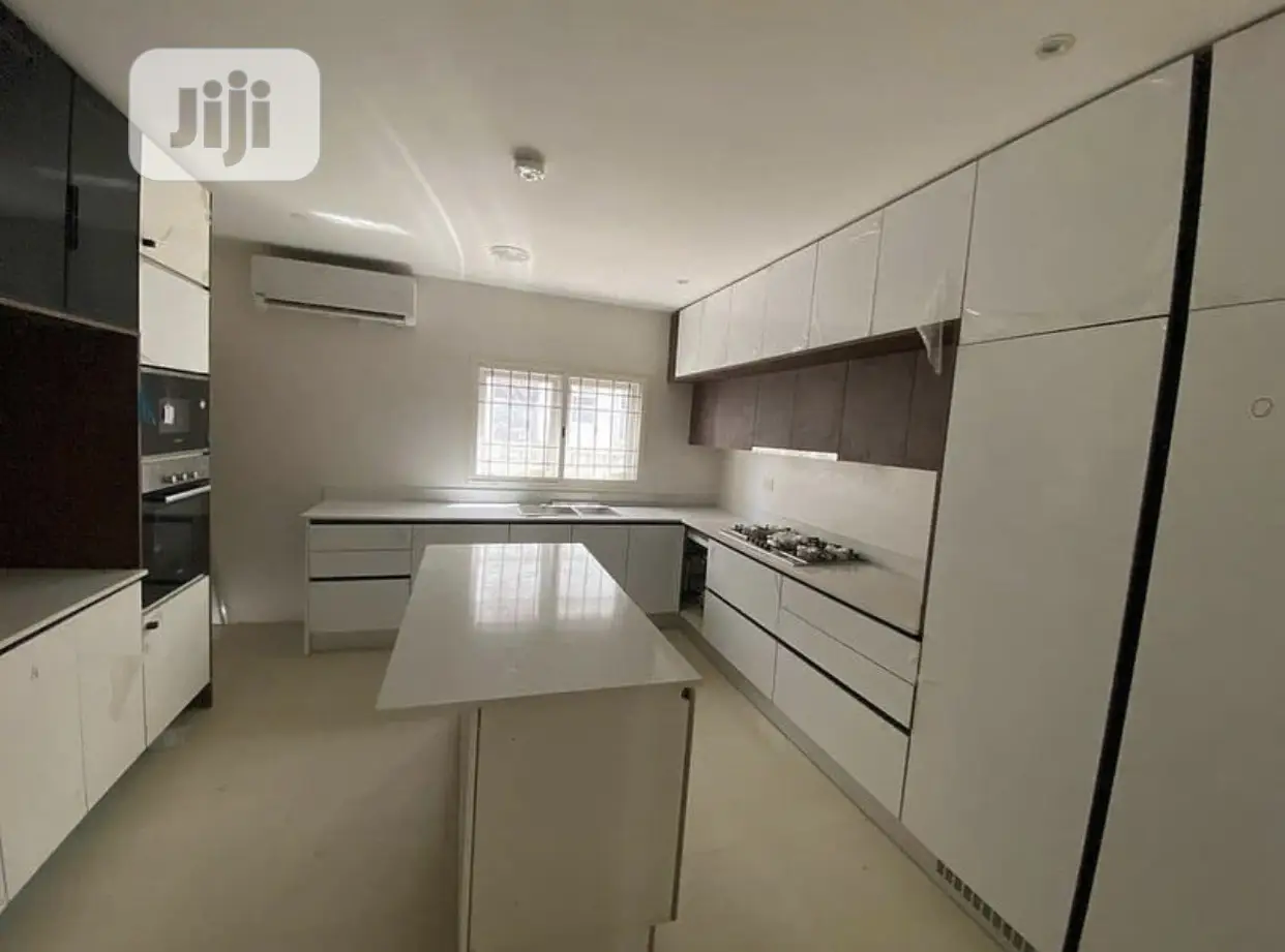 5bdrm Duplex in Jabi for sale