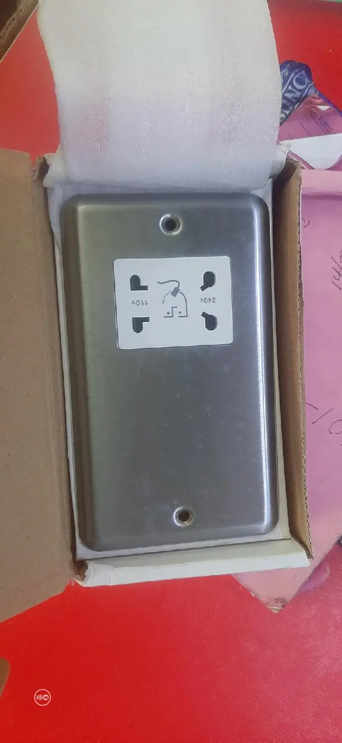 Shaver Sockets