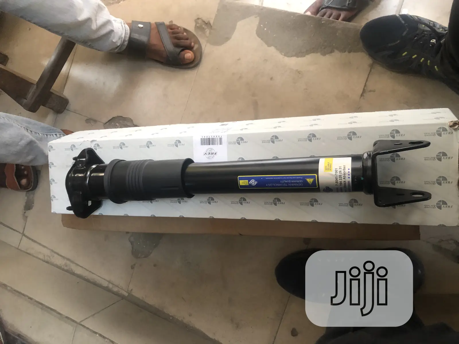 Ml350 Mercedes Benz Shock Absorber W164