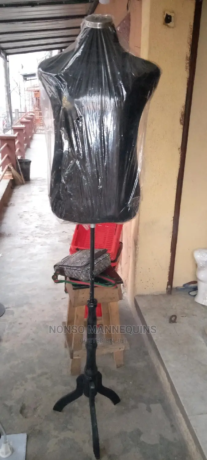 Male Pinnable Size 10 Dressform With Tripod Wooden Base