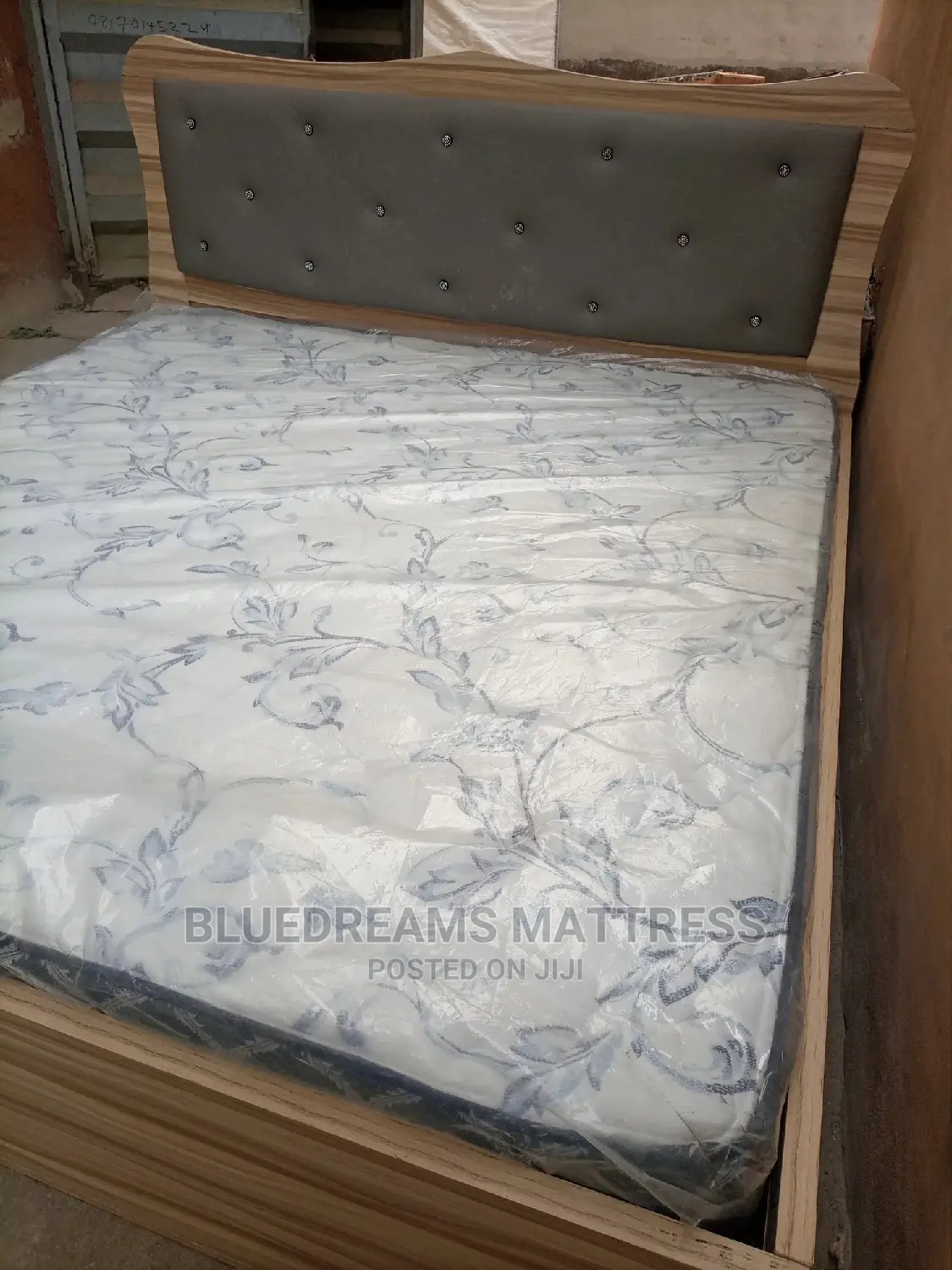Canadian Posturepedic Spring Mattress With Bed